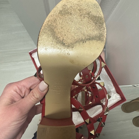 Red Valentino heels - Picture 2 of 2